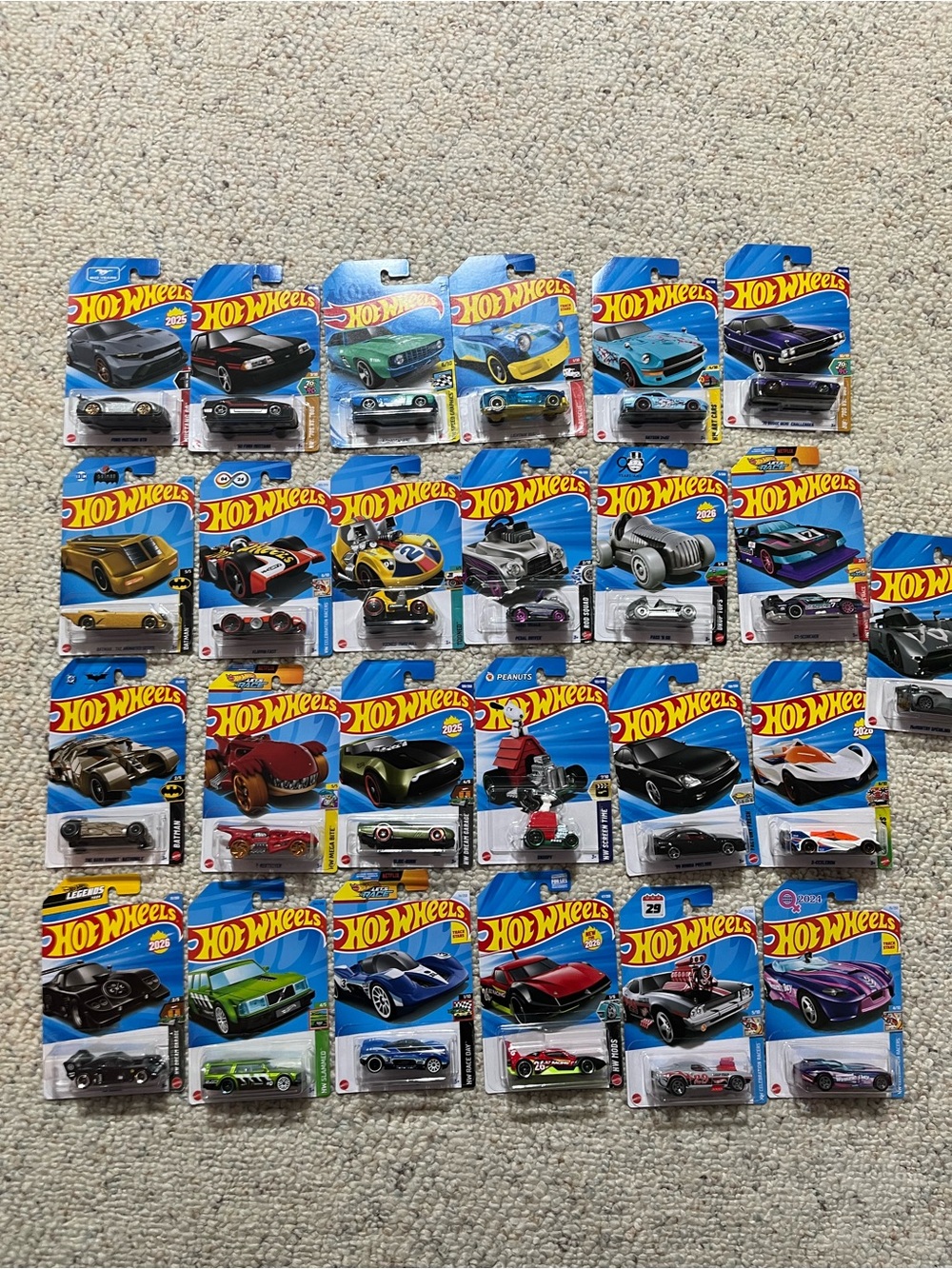 Hot Wheels Die-Cast Car Collection - 25 total